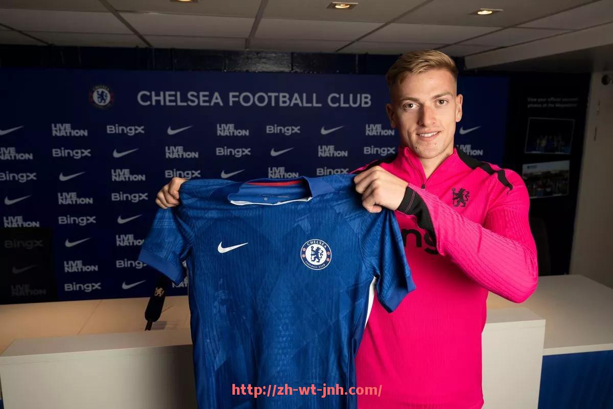 金年会-世俱杯比赛场地出入口及动线管理标准与观众分流方案